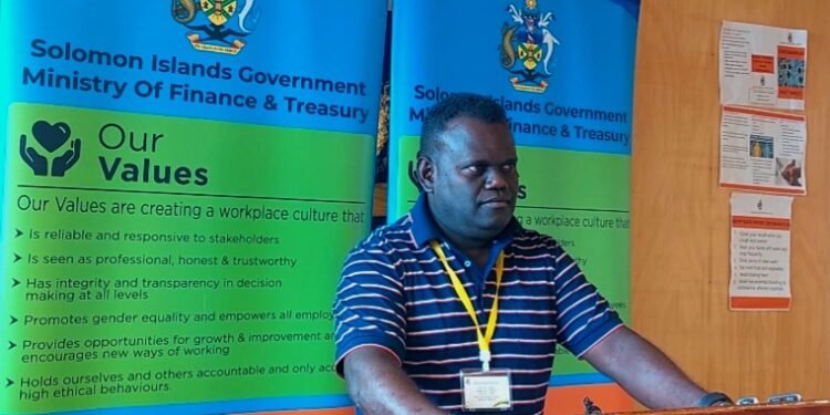 Government faces tight cash flow situation