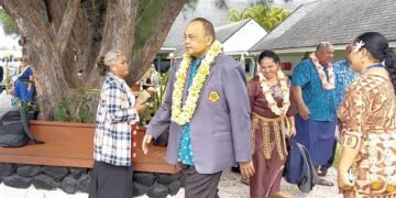 Tonga Prime Minister, Hu'akavameiliku upon arrival at Rarotonga airport
