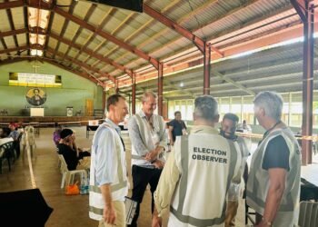 Australian Parliamentarians Observe Joint Elections