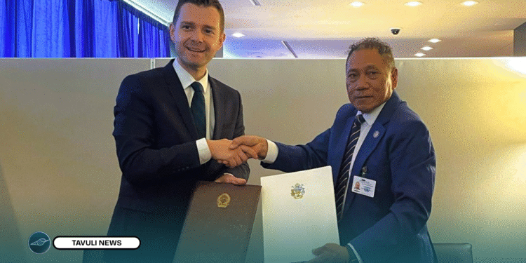 Minister of Foreign Affairs and External Trade of Solomon Islands, Peter Shanel and Minister of North Macedonia, Timčo Mucunski