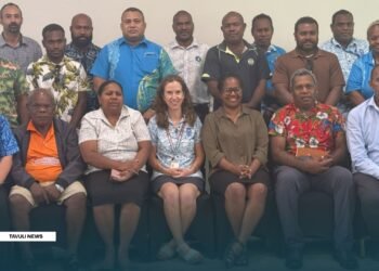 SICCI representatives at the UNDP and MMERE panel discussion on pathways to better electric power for the Solomon Islands. (SITTING third from right: Qila Tuhanuku and STANDING second from left Daniel Tucker).