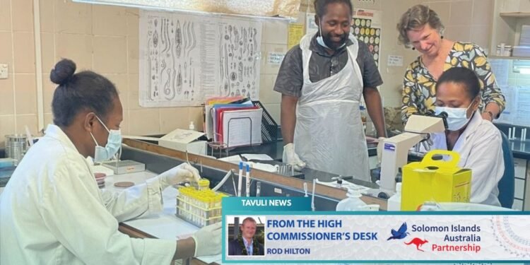 Australian microbiologist from the Pacific Region Infectious Diseases Association (PRIDA) mentoring National Referral Hospital laboratory staff in October 2025