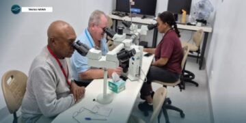 Viewing different virus & bacteria strains