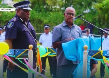 PM Manele presenting his speech