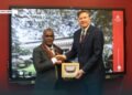 PM Manele presenting gift to US Deputy Secretary