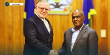 PM Manele and ADB Country Director, Anthony Gill