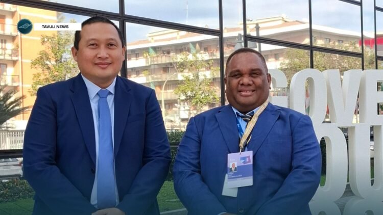 Franklyn Derek Wasi Minister of Agriculture and Livestock Development and Candra Samekto IFAD Country Director and Representative for the Pacific Islands