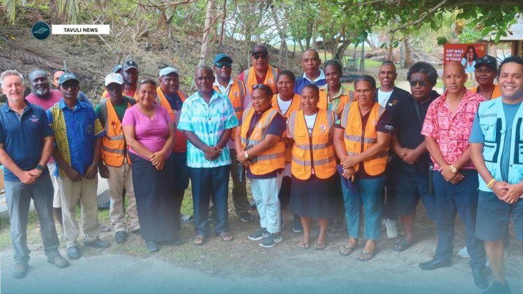Cross paths with the SOLMART team at Nusatupe Airport this morning. The SOLMART team arrived this morning from Honiara enroute to Taro to provide humanitarian support to communities affected by cyclone Maila