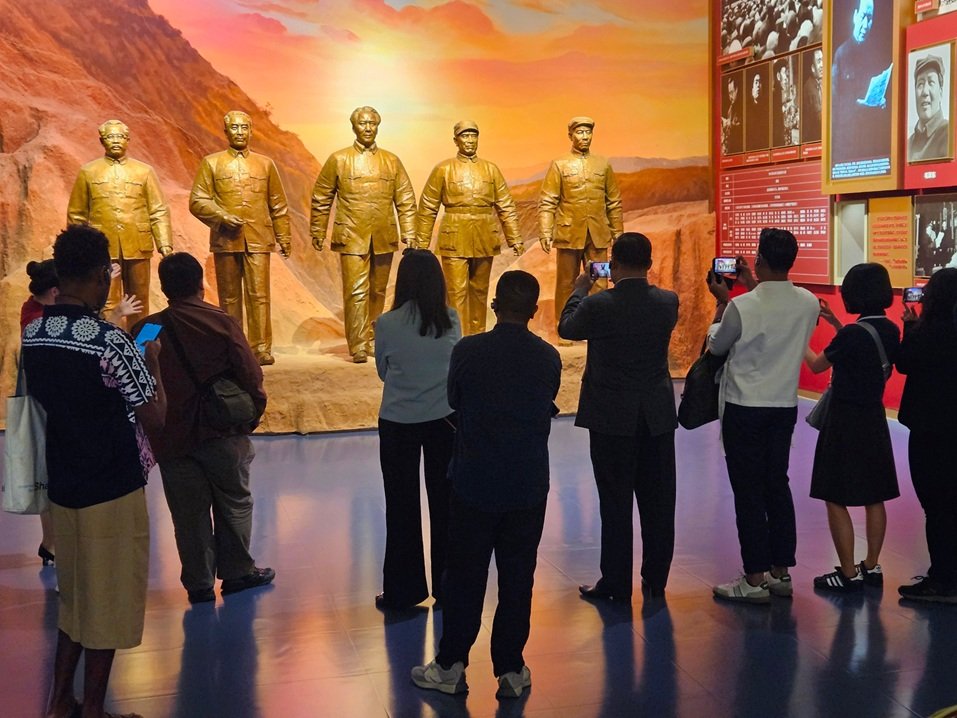 Image 02 _ CCP Museum Visit